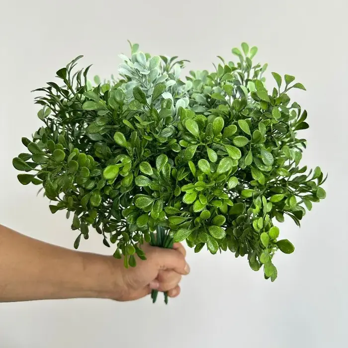 8 pièces de plantes artificielles en plastique