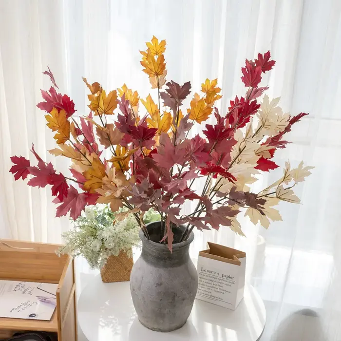 5 pièces de feuilles d'érable artificielles en soie à longues tiges, fausses plantes pour la décoration intérieure, décoration de jardin, de mariage et de fête