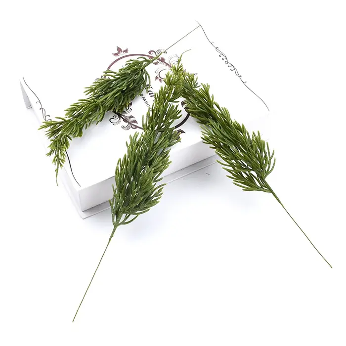 Plante artificielle de pin vert, 6 pièces, feuilles de noël, décorations de salle de maison, Vases e