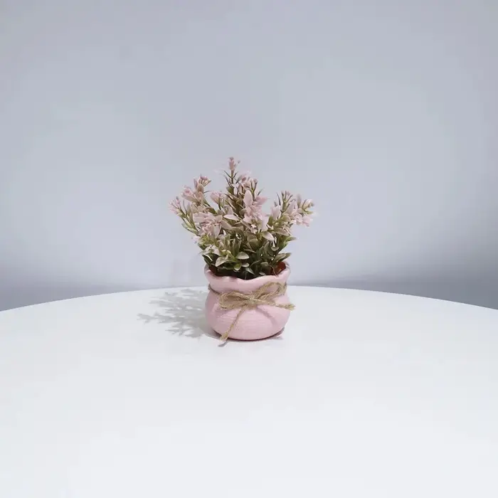 Mini-fleurs artificielles roses en pot