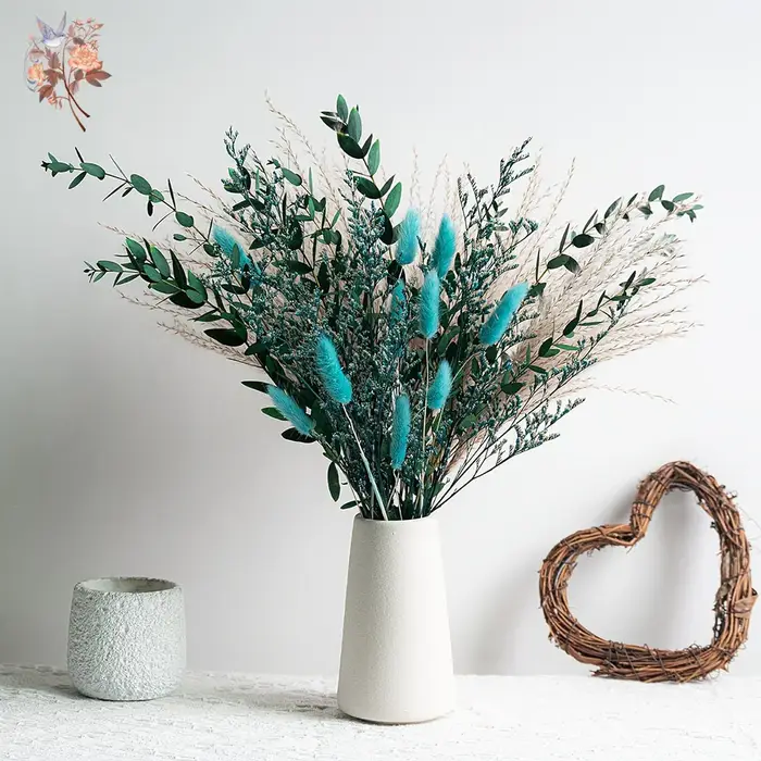Bouquet de fleurs séchées naturelles bleues