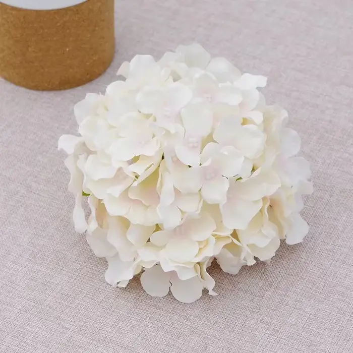 10 paquets de fleurs d'hortensia artificielles en soie