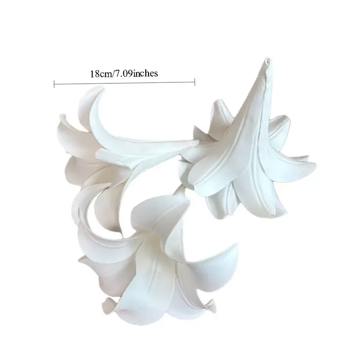 Têtes de fleurs de lys blanches artificielles