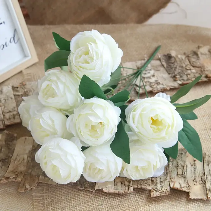 Roses artificielles en soie