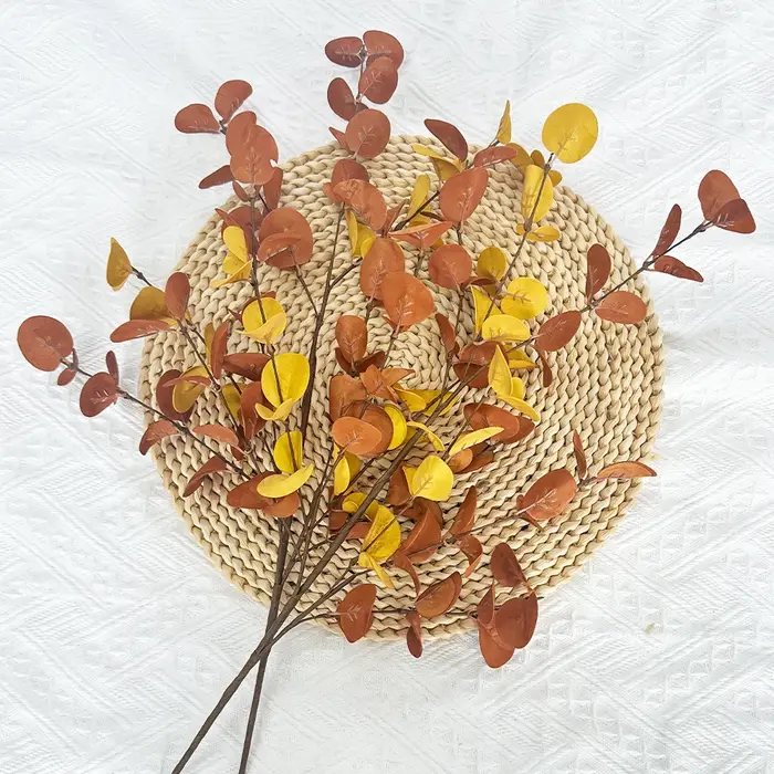 Branche d'eucalyptus artificielle d'automne