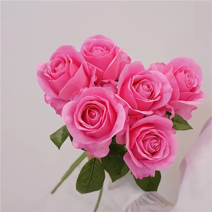 Rose Esha artificielle au toucher réel