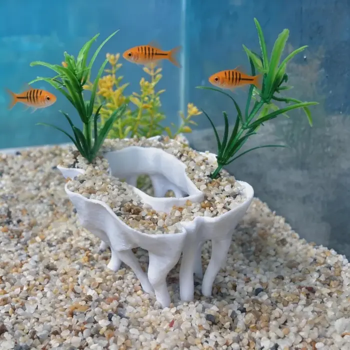 Plantes d'aquarium imprimées en 3D en forme de racines d'arbre, avec des pots de fleurs servant également de décorations d'aquarium