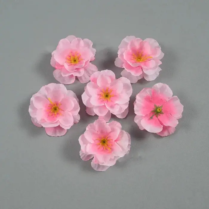 Pétales de fleurs de pêcher artificielles, 10/20/50 pièces, têtes de fleurs de cerisier artificielle