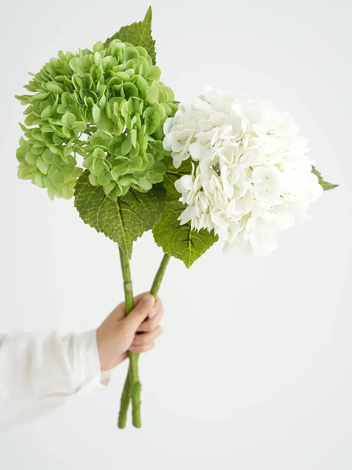 Fleurs d'hortensia artificielles bleues
