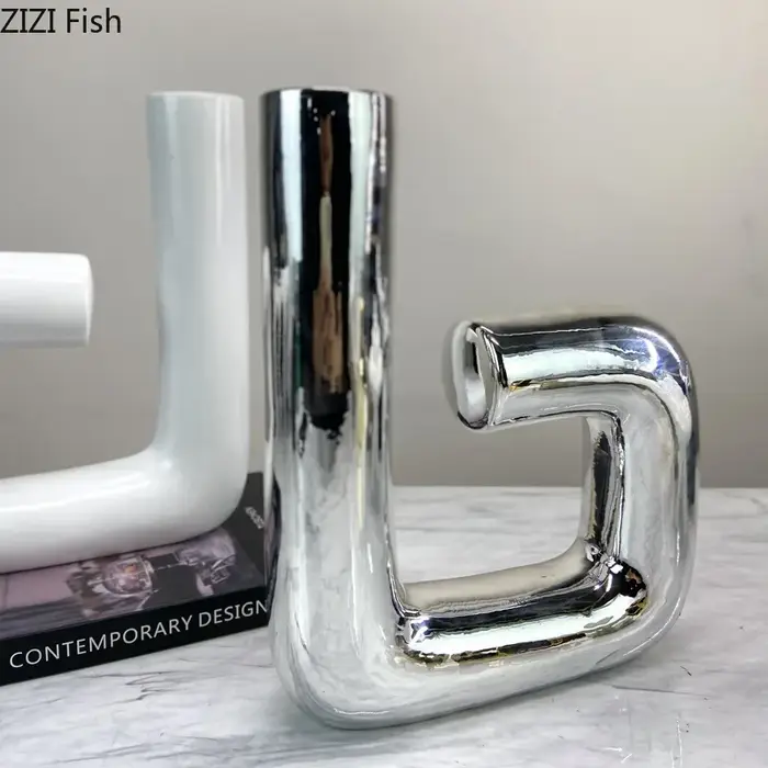Vase en céramique incurvé créatif