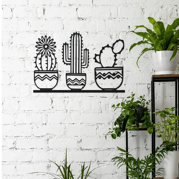 Un art mural en métal de cactus