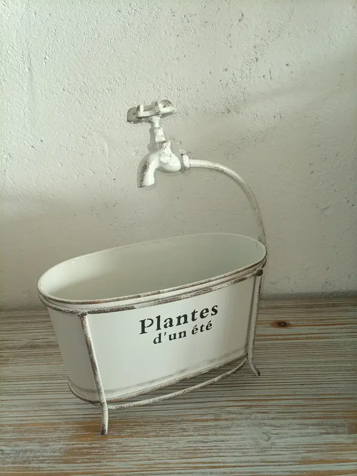 User inière Ovale en Fer pour Plantes de user inage