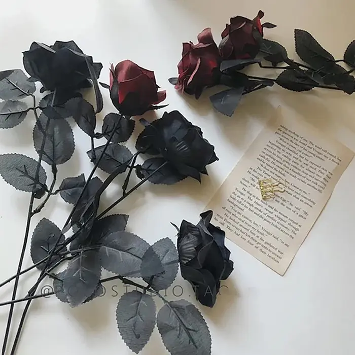 Rose noire gothique fleurs artificielles