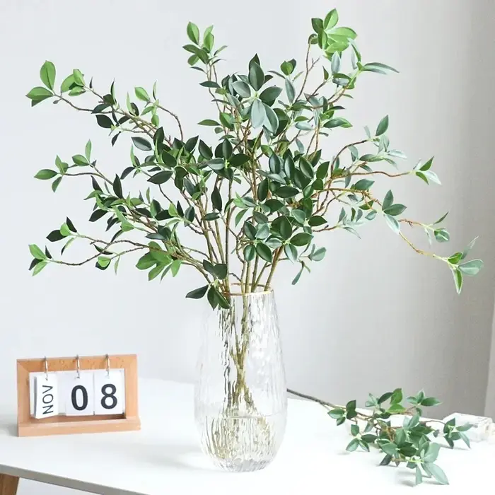 Tenuifolia Ficus feuilles d'arbre plantes artificielles Branches longue tige maison décoration de mariage Table extérieure jardin fausse plante