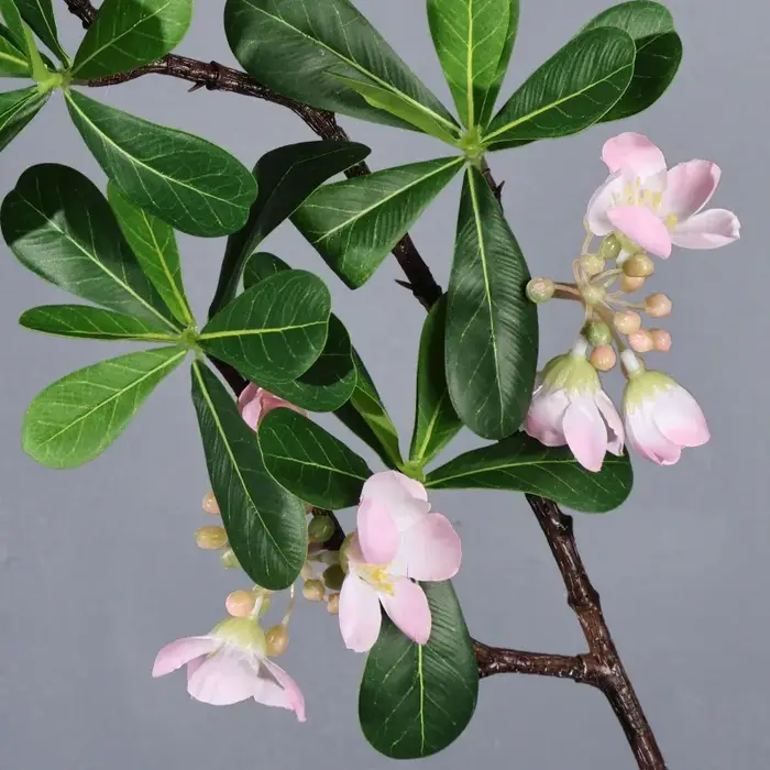 4 pièces de fleurs artificielles en soie