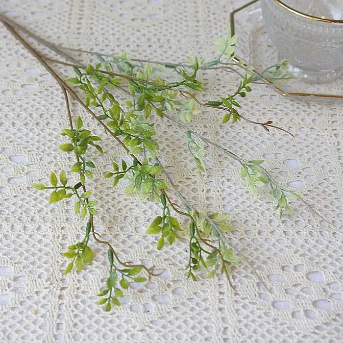 Fleur artificielle réaliste et vive