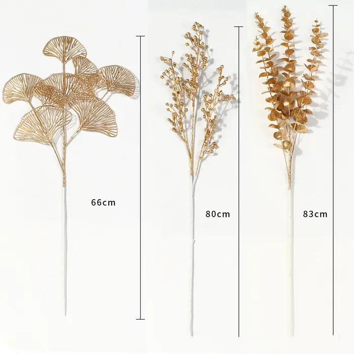 Plantes artificielles dorées