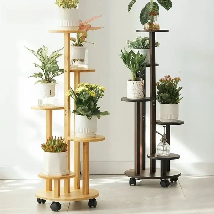 Support roulant pour plantes en bambou