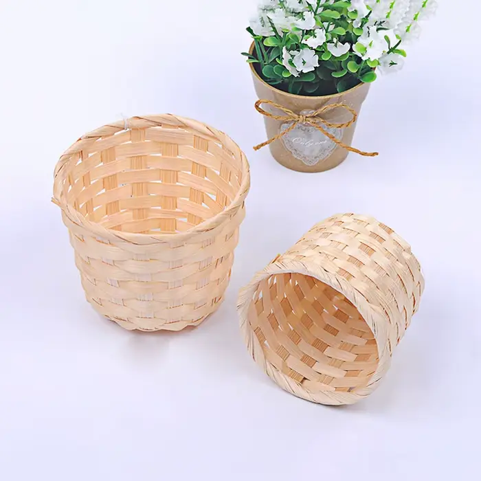 Pot de fleurs de jardin en bambou fait à la main