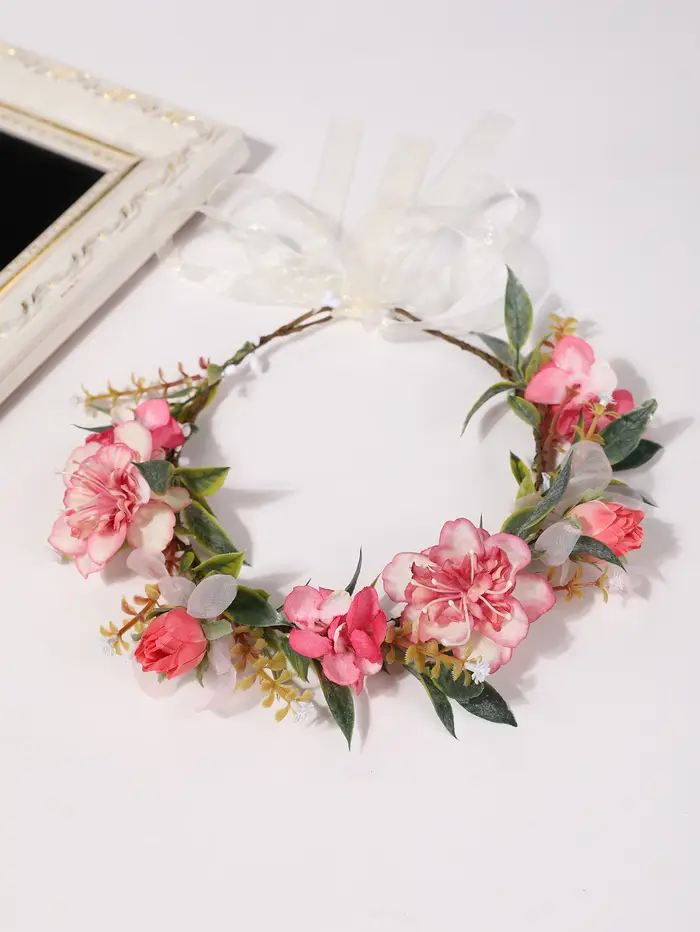 Couronne de fleurs artificielles bleues fraîches