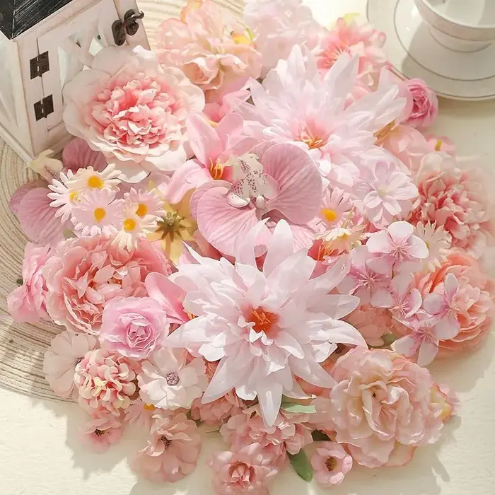 Fleurs artificielles roses en soie