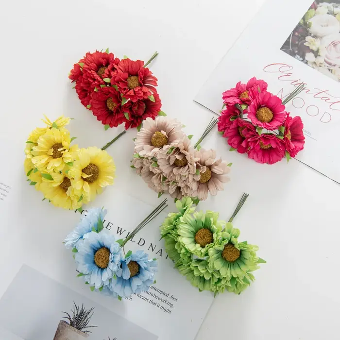 Fleurs artificielles décorations du nouvel an maison chambre Table mariage extérieur couronne décorative soie marguerite Gerbera bricolage boîte-cadeau