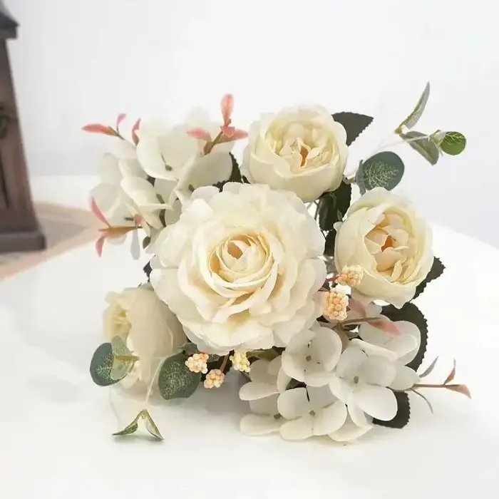 Bouquet de fleurs artificielles en soie : roses, hortensias, pivoines – Décoration pour mariée, mais