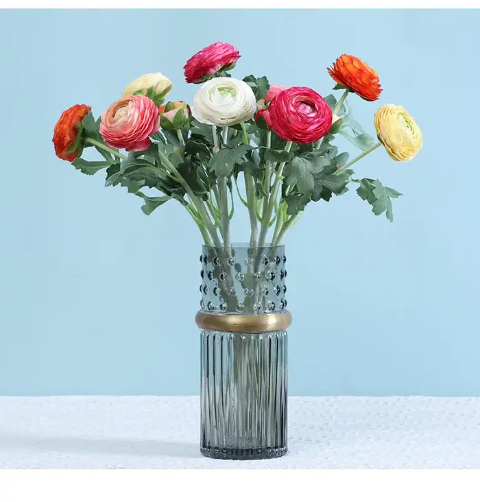 Tiges de fleurs artificielles de renoncule