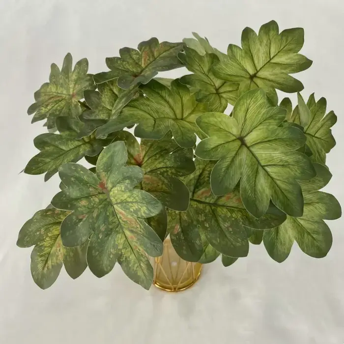 Plantes Vertes Artificielles en Plastique