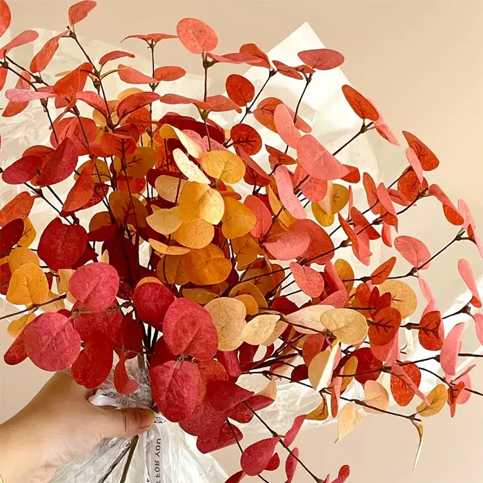 Feuilles d'eucalyptus artificielles pour la décoration intérieure