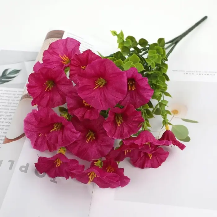 Plantes artificielles, fausses fleurs de primula