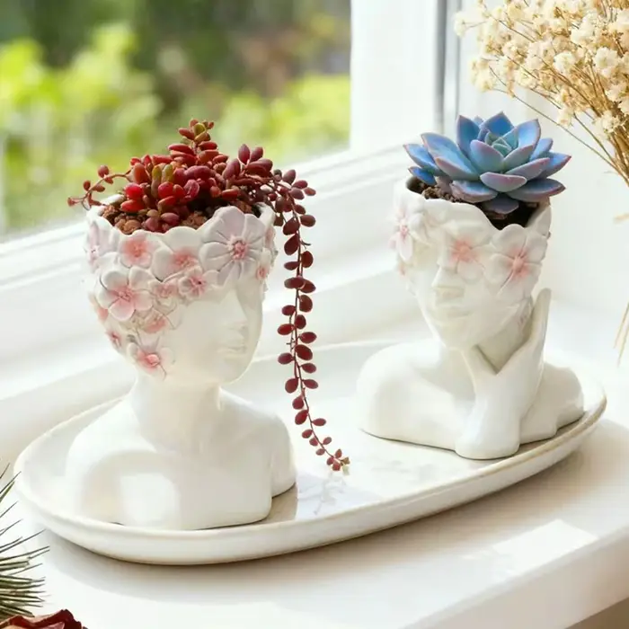 Pot de fleurs en résine en forme de jeune fille