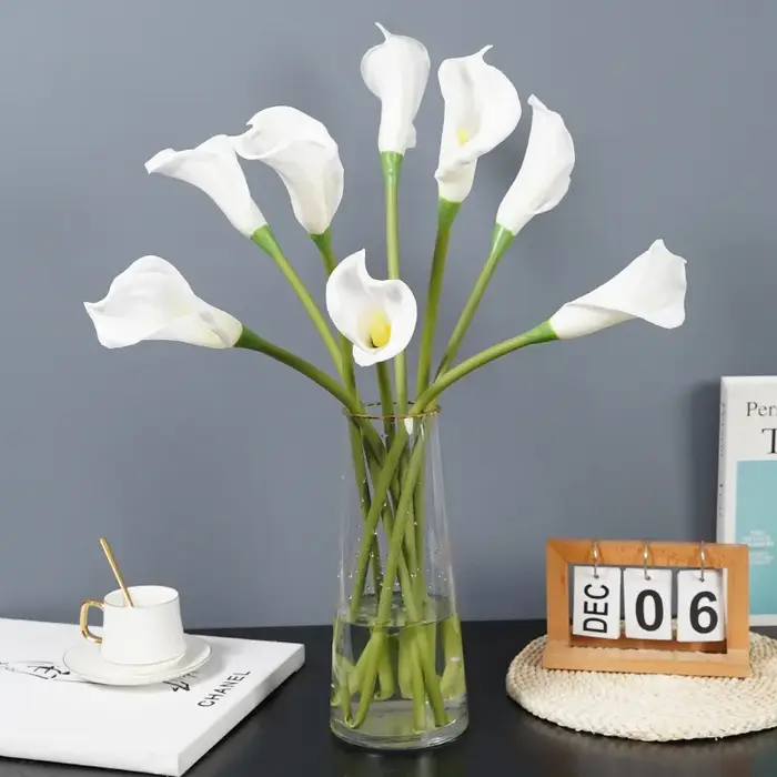 Lot de 7 grandes fleurs artificielles de calla en PU, décoration d'intérieur, fleurs de calla à longue tige, arrangement floral pour mariage, bouquet de fête