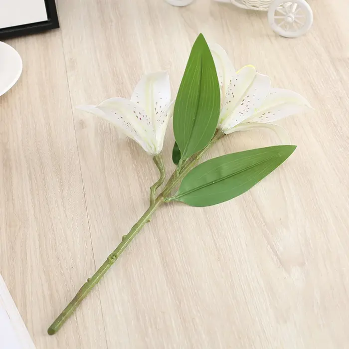 Bouquet de fleurs artificielles en soie