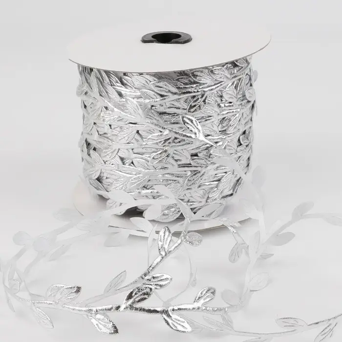 Feuilles vertes artificielles en soie faites à la main