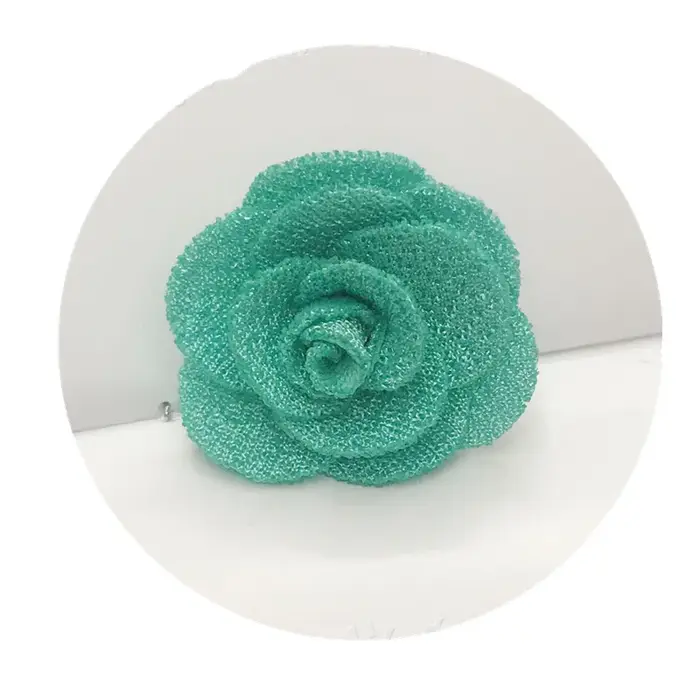 Petite fleur tridimensionnelle faite à la main de 2.5CM