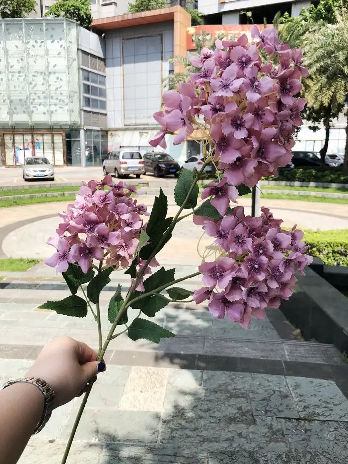 Plante artificielle d'hortensia en soie
