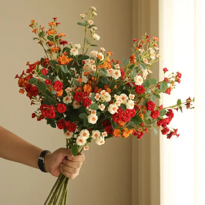 Fleur de simulation de rose longue branche
