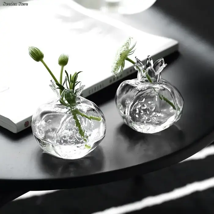 Vase à fleurs en verre de grenade
