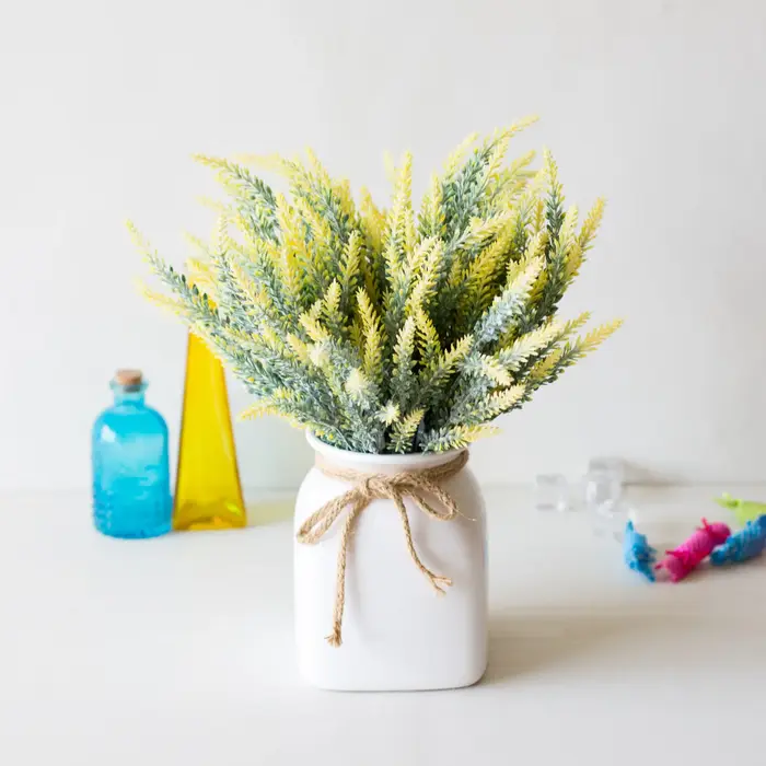1 paquet de fleurs artificielles en plastique de lavande