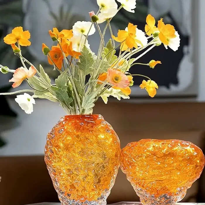 Vase en verre moderne, Arrangement de fleurs