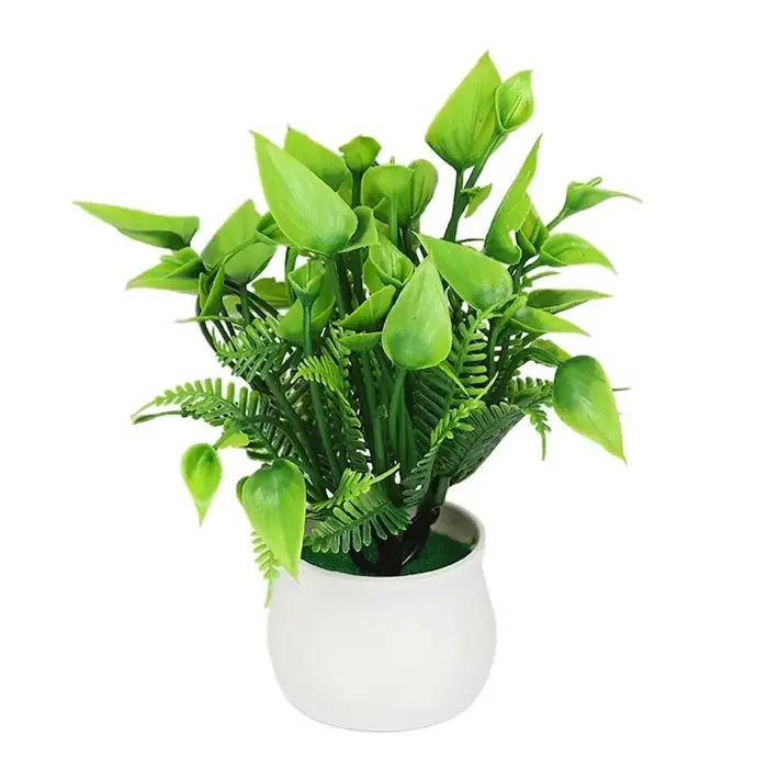 Plantes artificielles vertes bonsaï