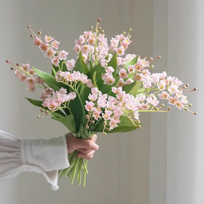 Bouquet de fleurs artificielles en soie de muguet