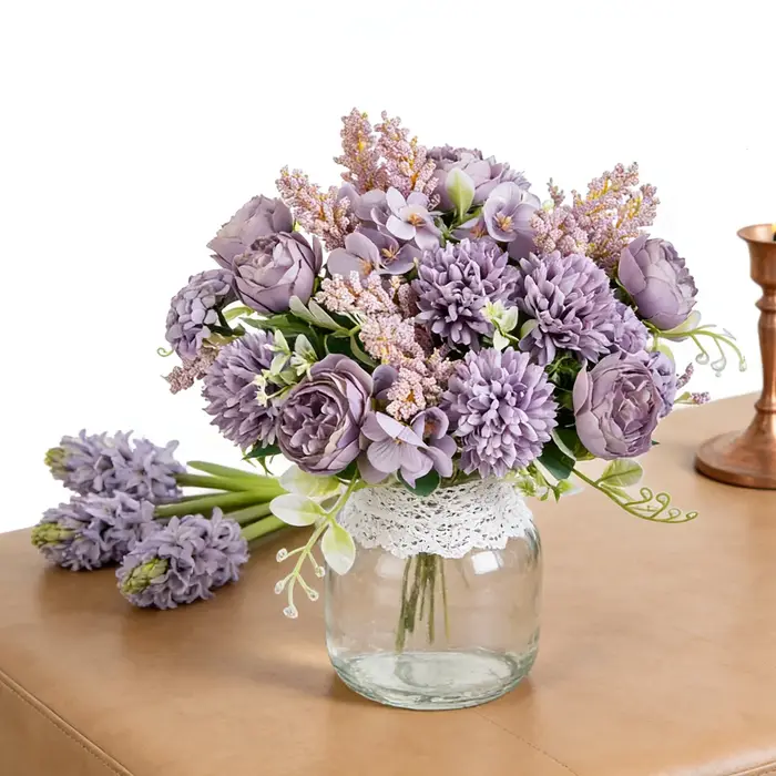 Fleurs artificielles pour la décoration de festivals