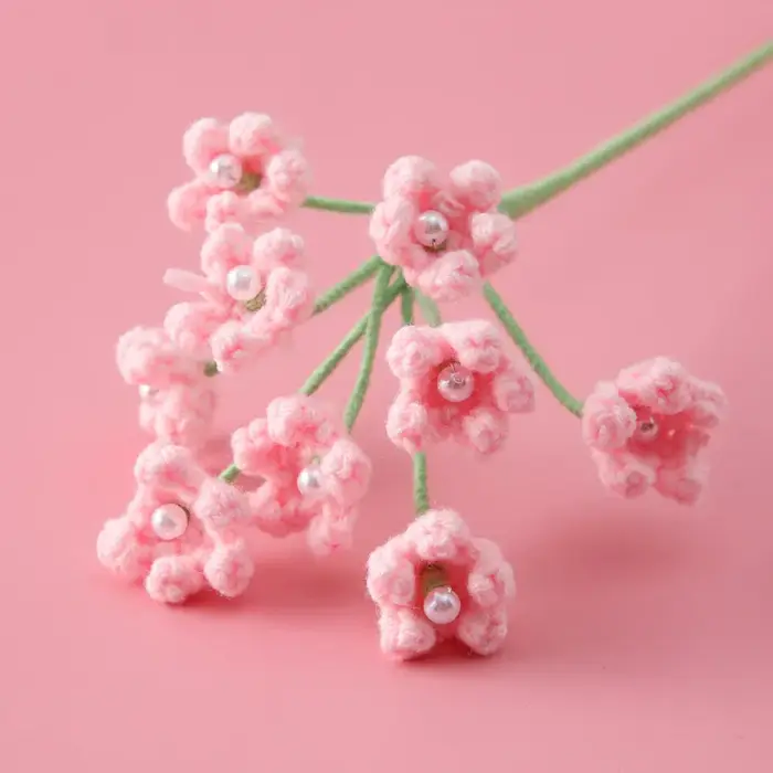 Jolies fleurs au crochet en forme d'étoiles
