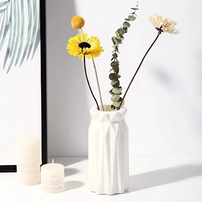 Vase en Plastique Nordique Simple