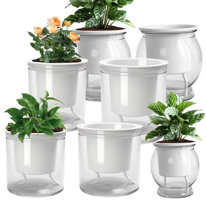 Pot de fleurs en résine blanche