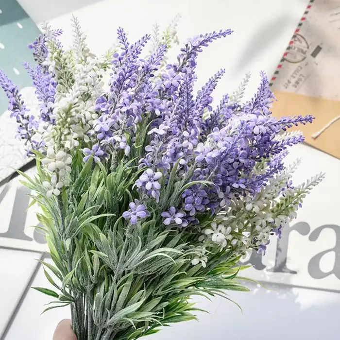 Fausse fleur de lavande magnifiquement artificielle