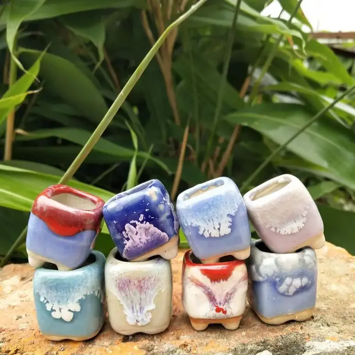 Mini pot de fleurs en céramique