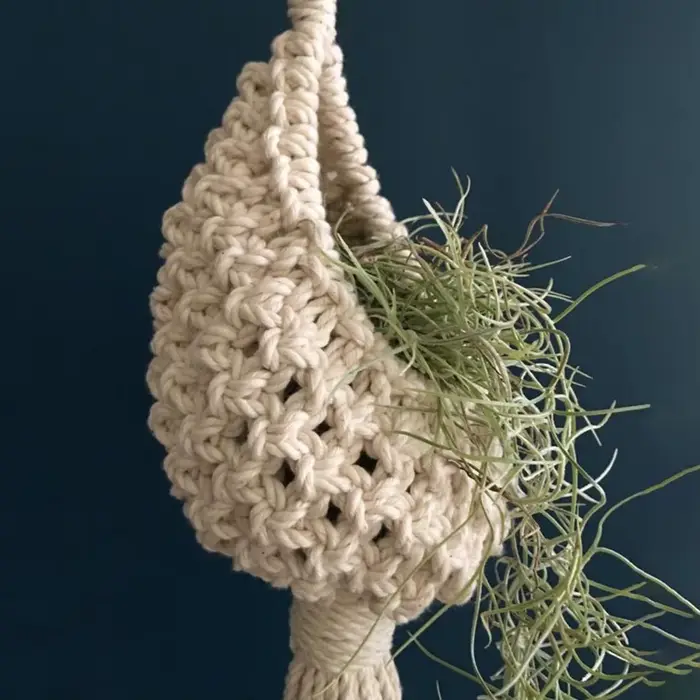 Mir en macramé fait à la main pour la décoration intérieure